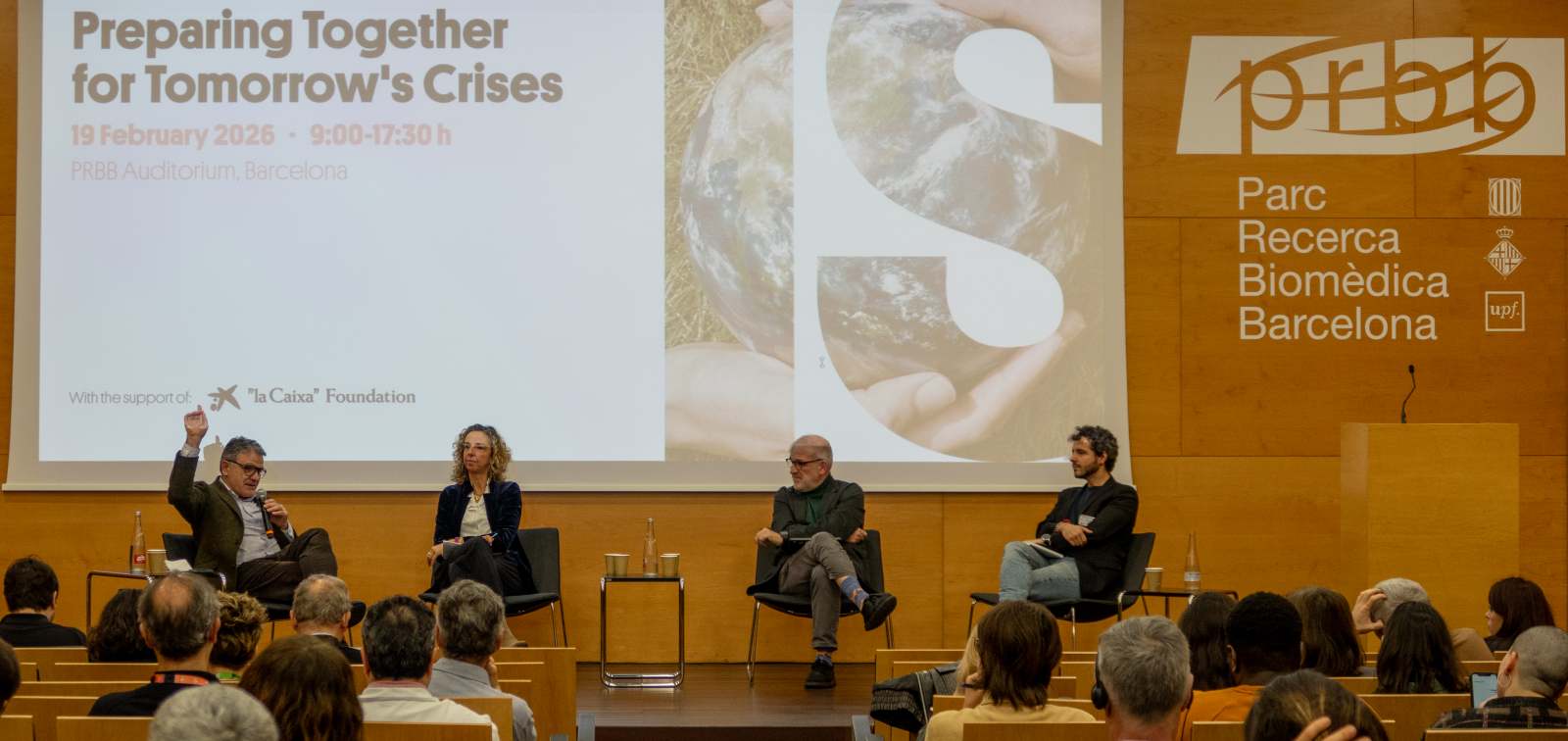 Cuatro ponentes dialogan durante la Jornada P3R3 realizada que tuvo lugar en febrero de 2026 en el PRBB de Barcelona