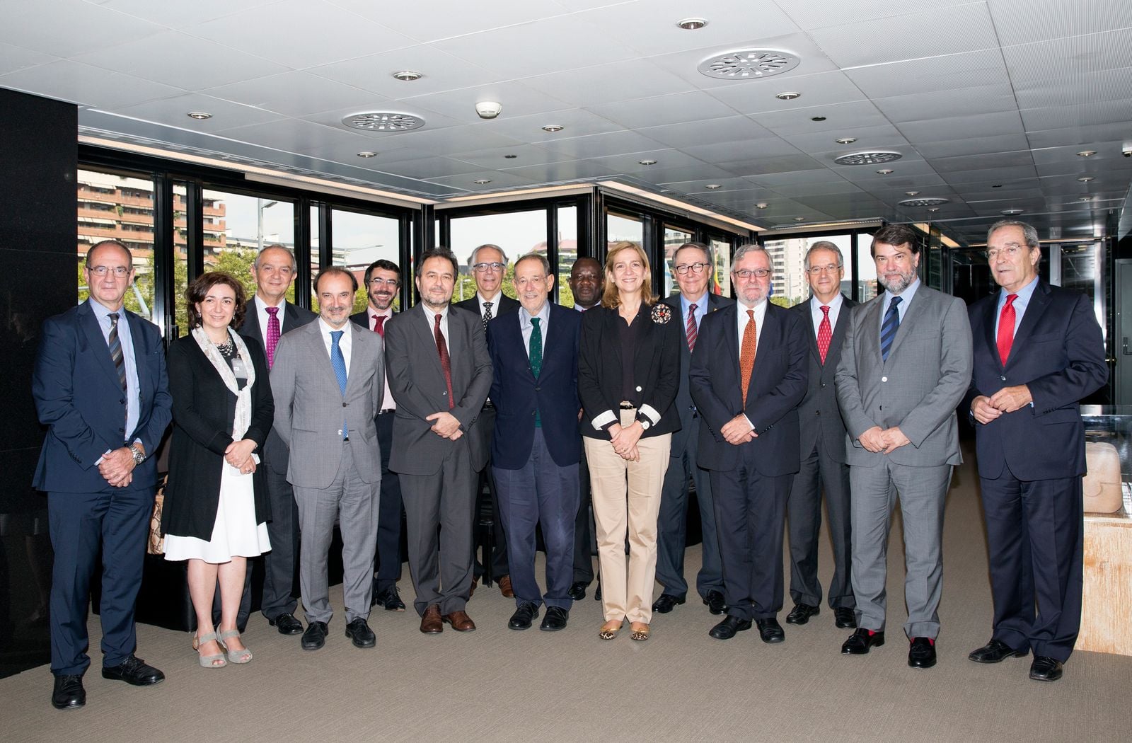 En octubre de 2014, el patronato, reunido en las oficinas de “la Caixa”, aprobó el cambio de dirección en ISGlobal. Antoni Plasència reemplazó a Pedro Alonso como director general.