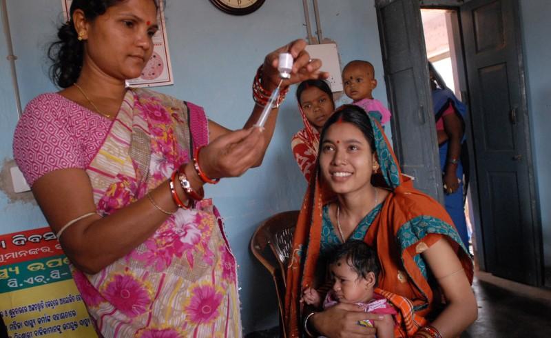 Children vaccination in India